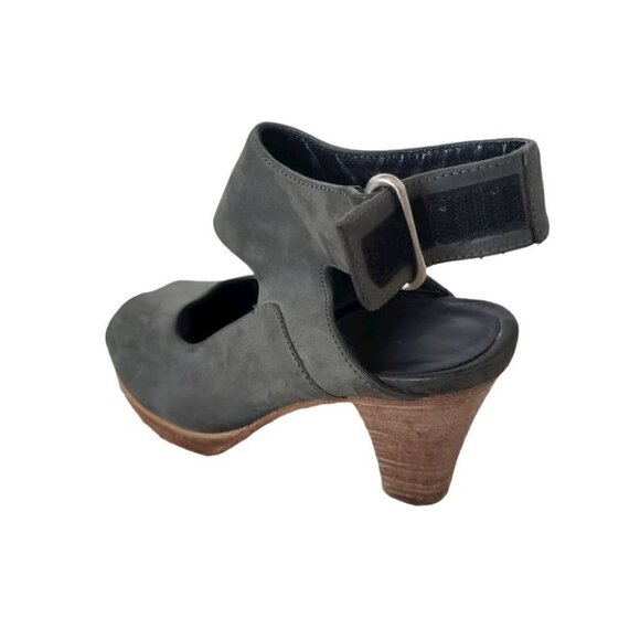 Zeha Berlin gray nubuck leather peep toe ankle strap heeled sandals - Picture 3 of 11